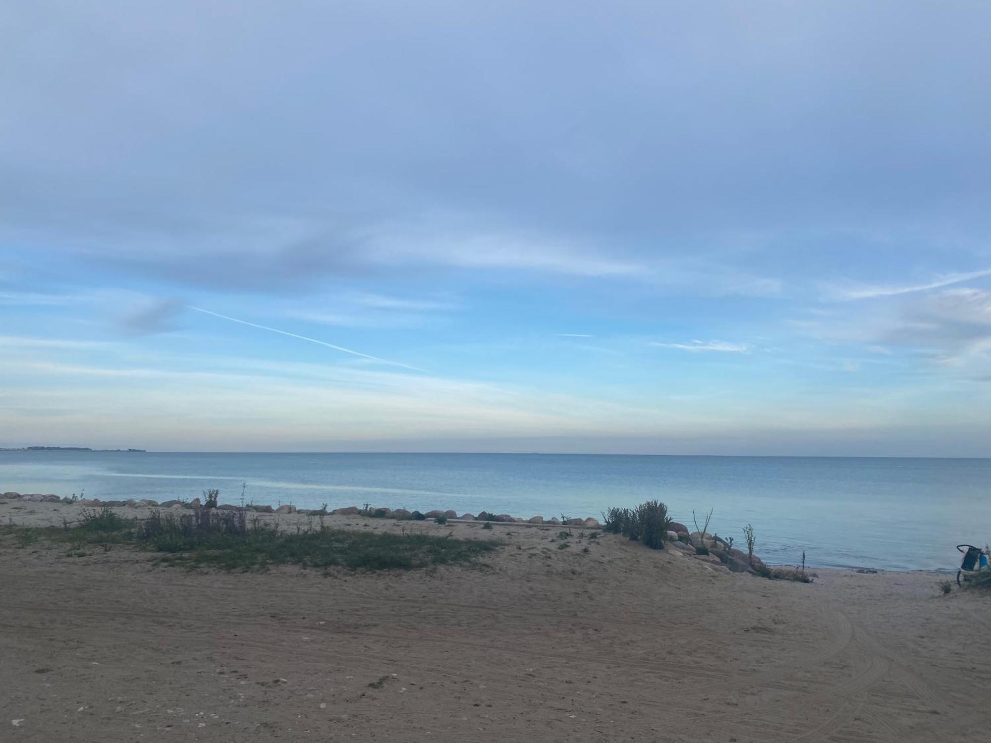 Wohnwagen Auf Dem Wulfenerhals Ca 150M Bis Zum Meer Fehmarn Dış mekan fotoğraf
